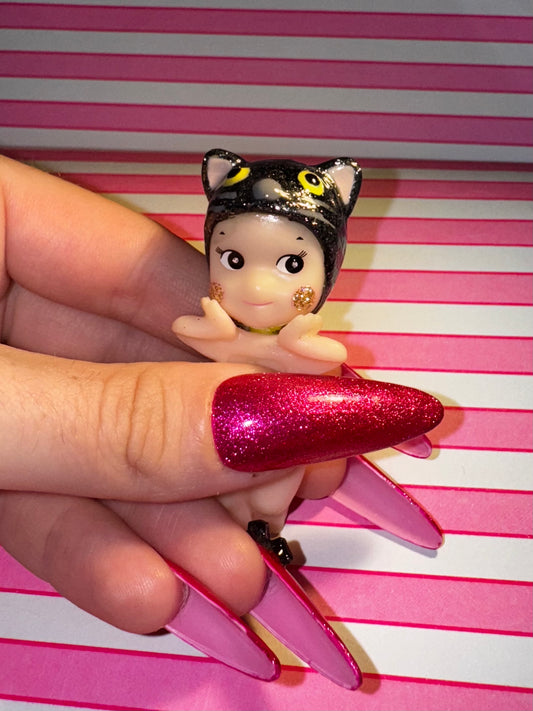 Sparkly Black Cat Sonny Angel Hipper